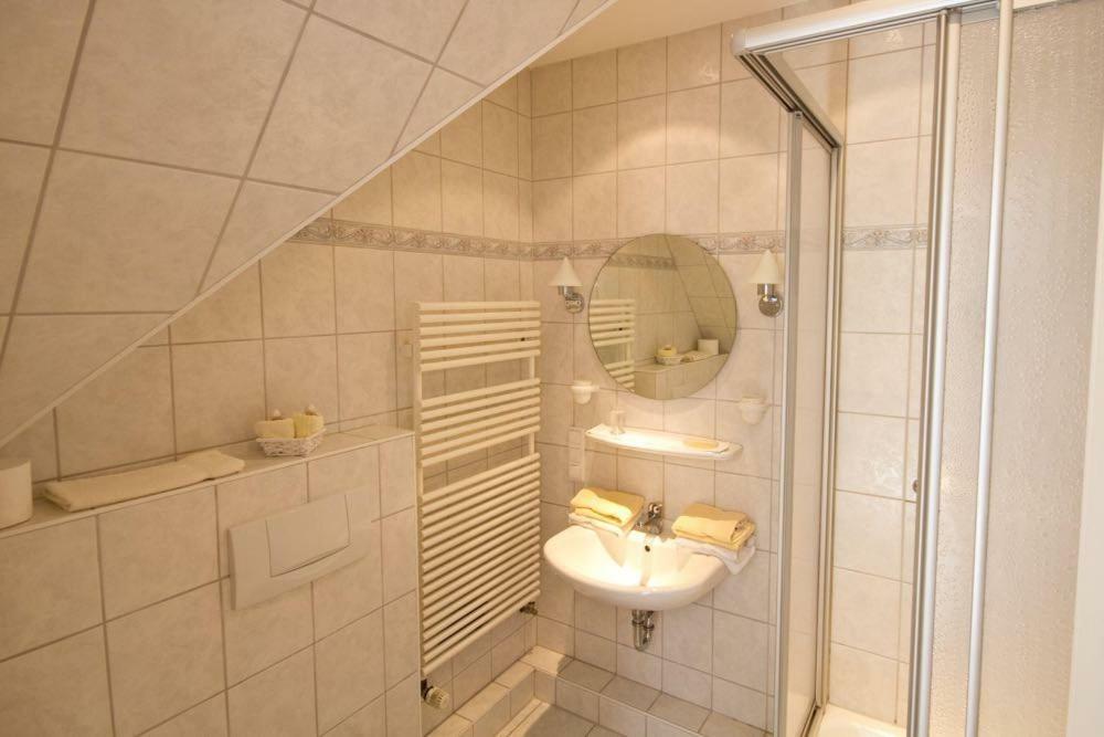 Kapitaenshaus " Passat " Apartment Wittdun Ngoại thất bức ảnh